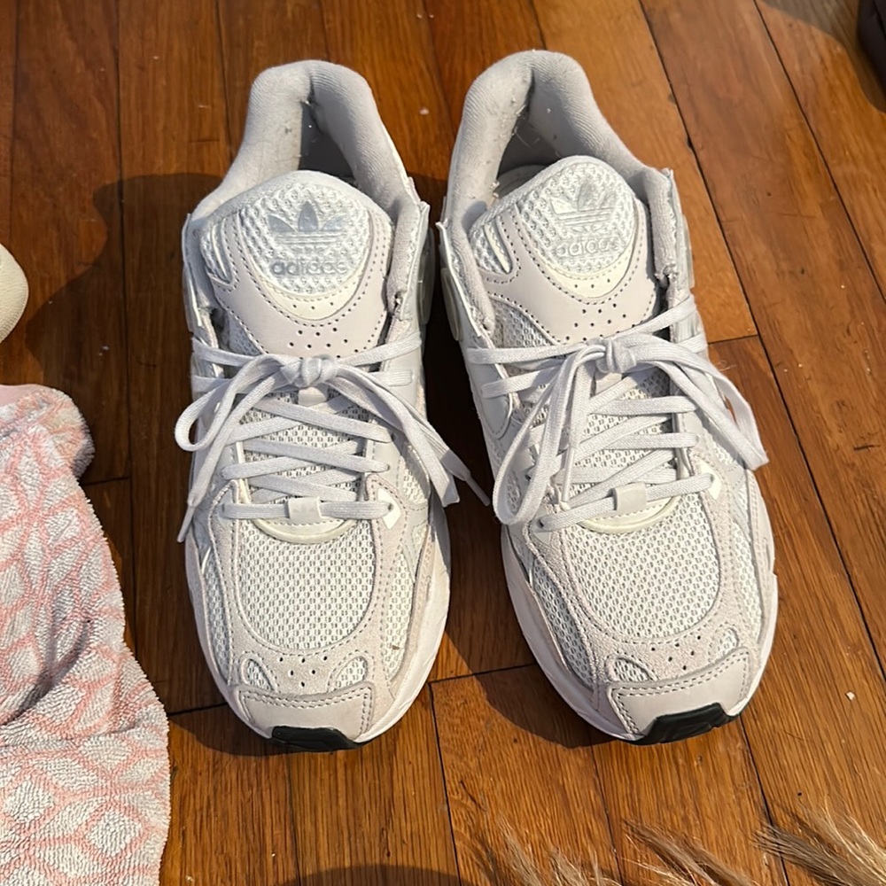Adidas size 8